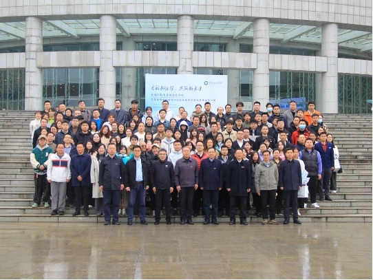 启航新征程·共筑新未来 | 我校受邀参加武汉科技大学2025级高等学历继续教育新生开学典礼